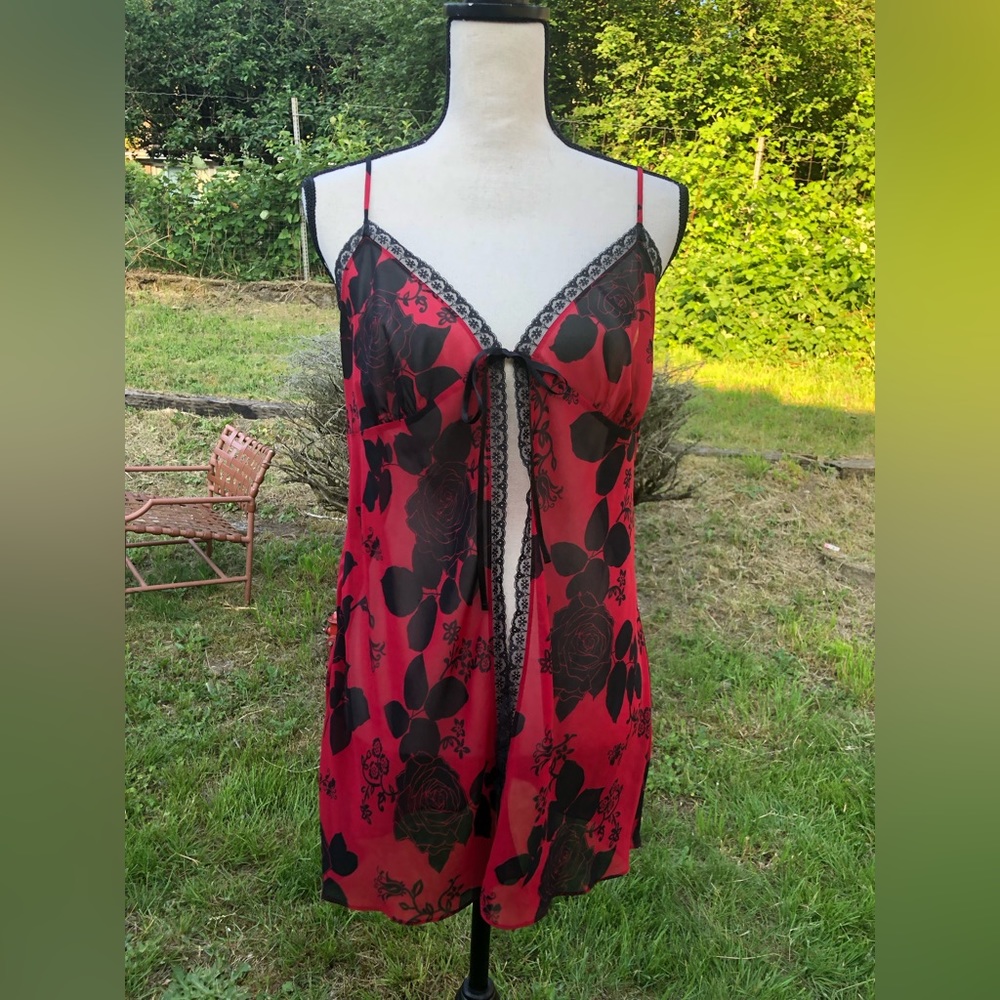 Y2K Victoria’s Secret Lace Tie Chemise‎ With Adjustable Straps Size L